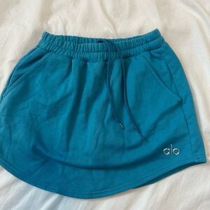 Alo skirt